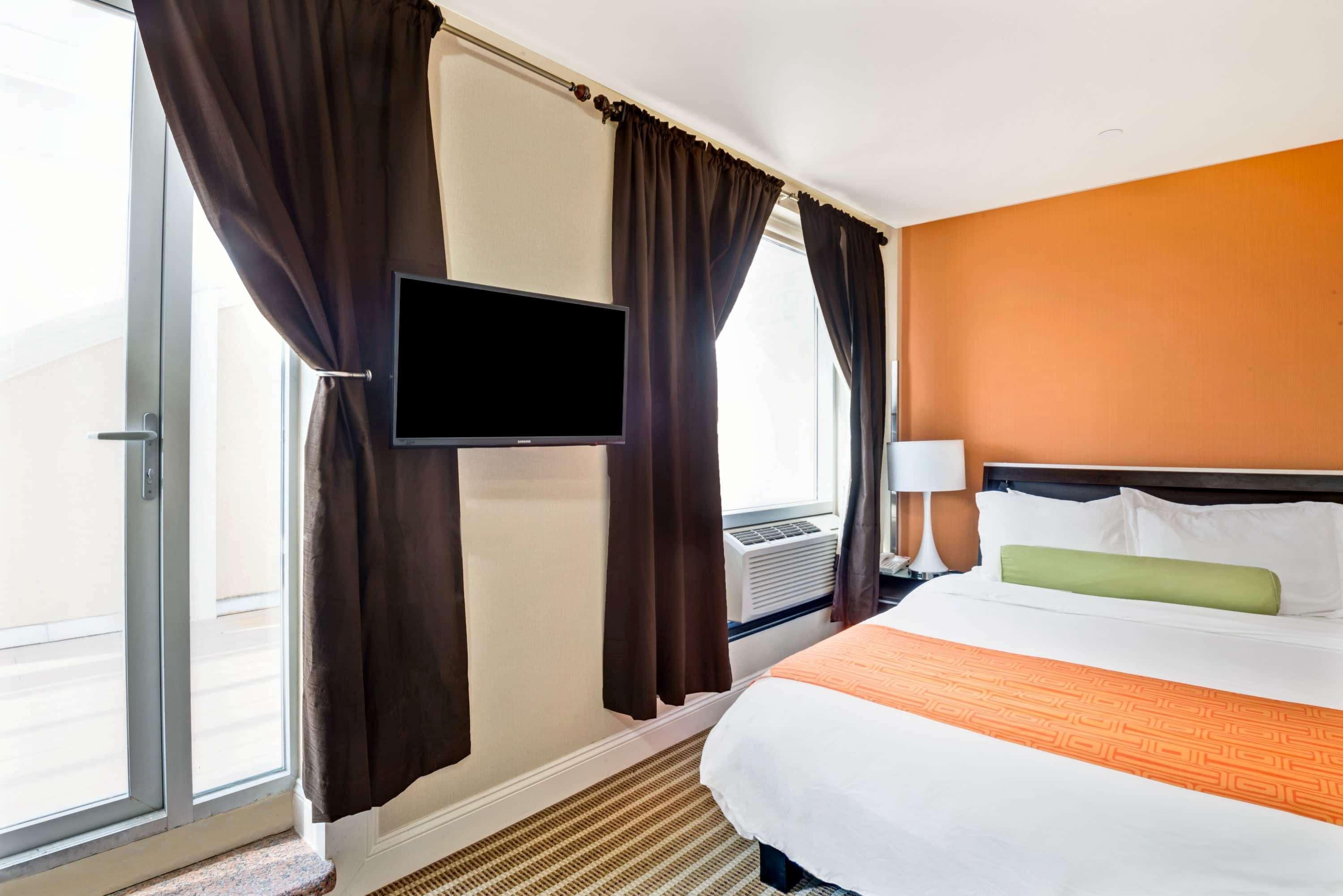 Howard Johnson By Wyndham Long Island City New York Ngoại thất bức ảnh