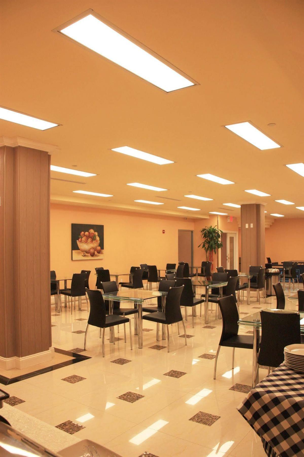 Howard Johnson By Wyndham Long Island City New York Ngoại thất bức ảnh