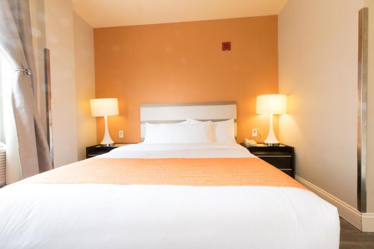 Howard Johnson By Wyndham Long Island City New York Ngoại thất bức ảnh