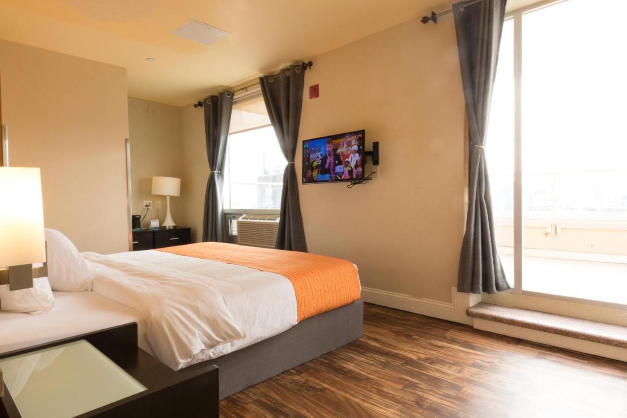 Howard Johnson By Wyndham Long Island City New York Ngoại thất bức ảnh
