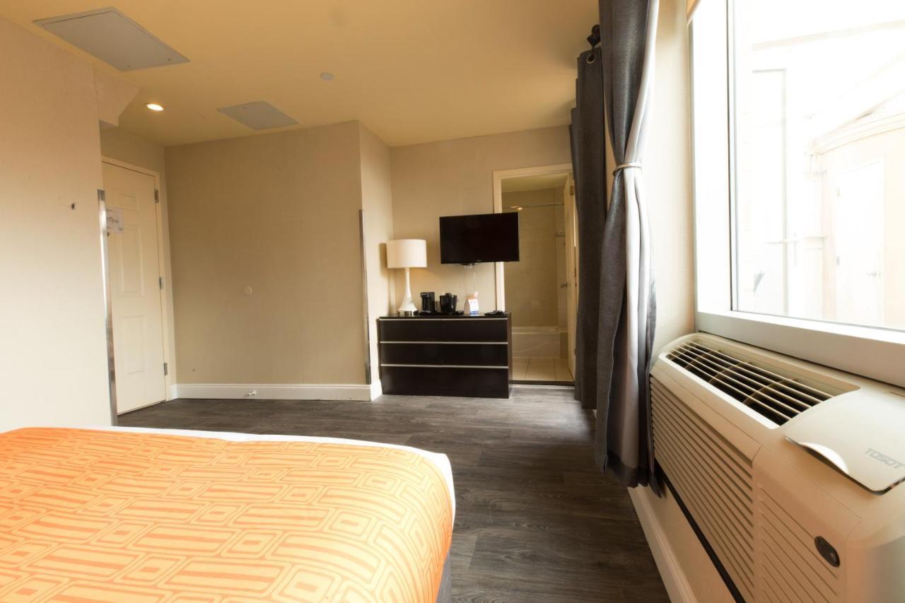 Howard Johnson By Wyndham Long Island City New York Ngoại thất bức ảnh